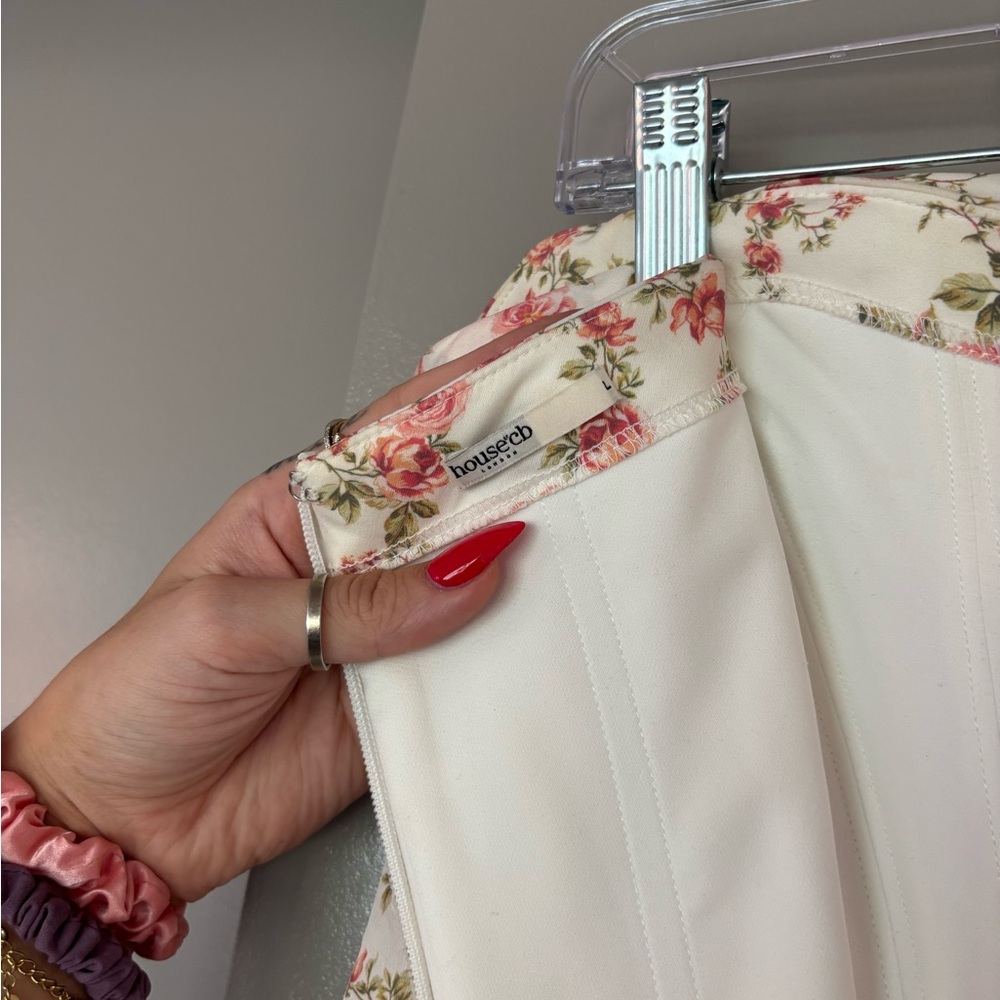 House of CB floral dress - Picture 7 of 7